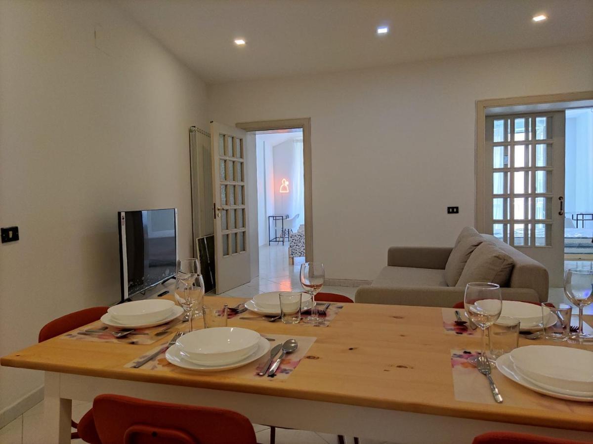 Appartamento O'Tuocc A Chiaia Napoli Esterno foto