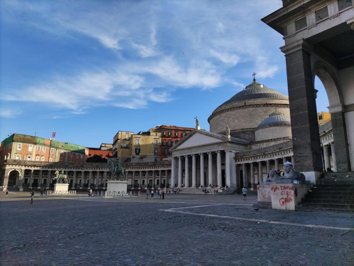 Appartamento O'Tuocc A Chiaia Napoli Esterno foto